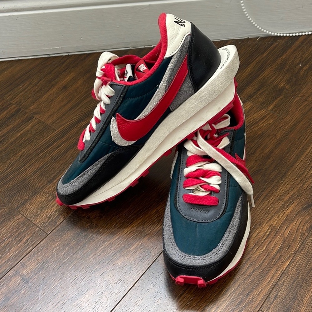 Sacai Red and Green Sneakers Retro-Inspired Design